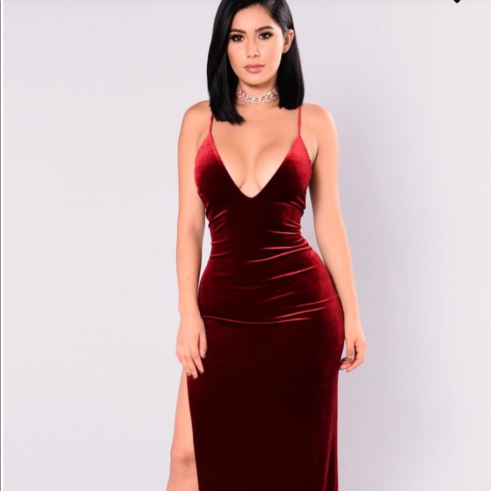 Galant velvet dress-Spaghetti strap dress